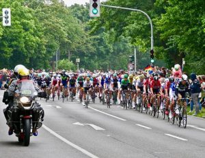Tour de France kapløb 300x231 - Top sportsbegivenheder over hele verden
