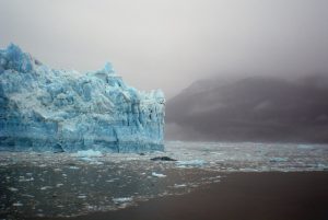 smeltende isberg 300x201 - Om klimaforandringer